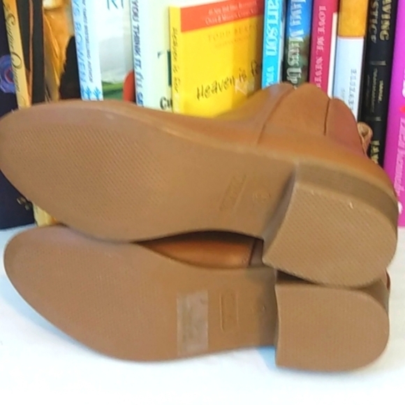 TOP MODA COGNAC BROWN BLOCK HEEL SIDE ZIP ANKLE BOOTS SIZE 7.5 NWT - Picture 6 of 8